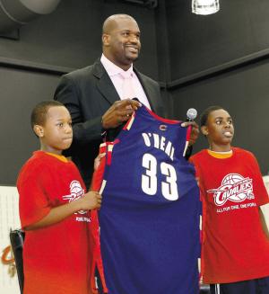 韩媒披露，因对联盟认定塔诺斯“种族歧视”不满，全...（韩媒称：因不满联盟将塔诺斯定性为“种族歧视”，全...）