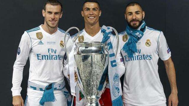 女足热身两连败！马德兴：若主教练不下课，明年亚洲杯或惨败（女足热身两连败，马德兴直言：若不换帅，明年亚洲杯恐遭惨败）