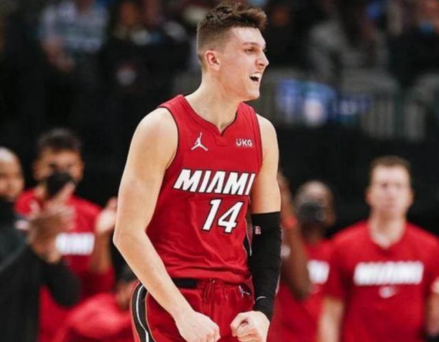 收官战梭鱼湾球市火热，大连英博小程序各价位球票均显示售罄（收官之战梭鱼湾球市火爆，大连英博小程序各价位球票全线售罄）