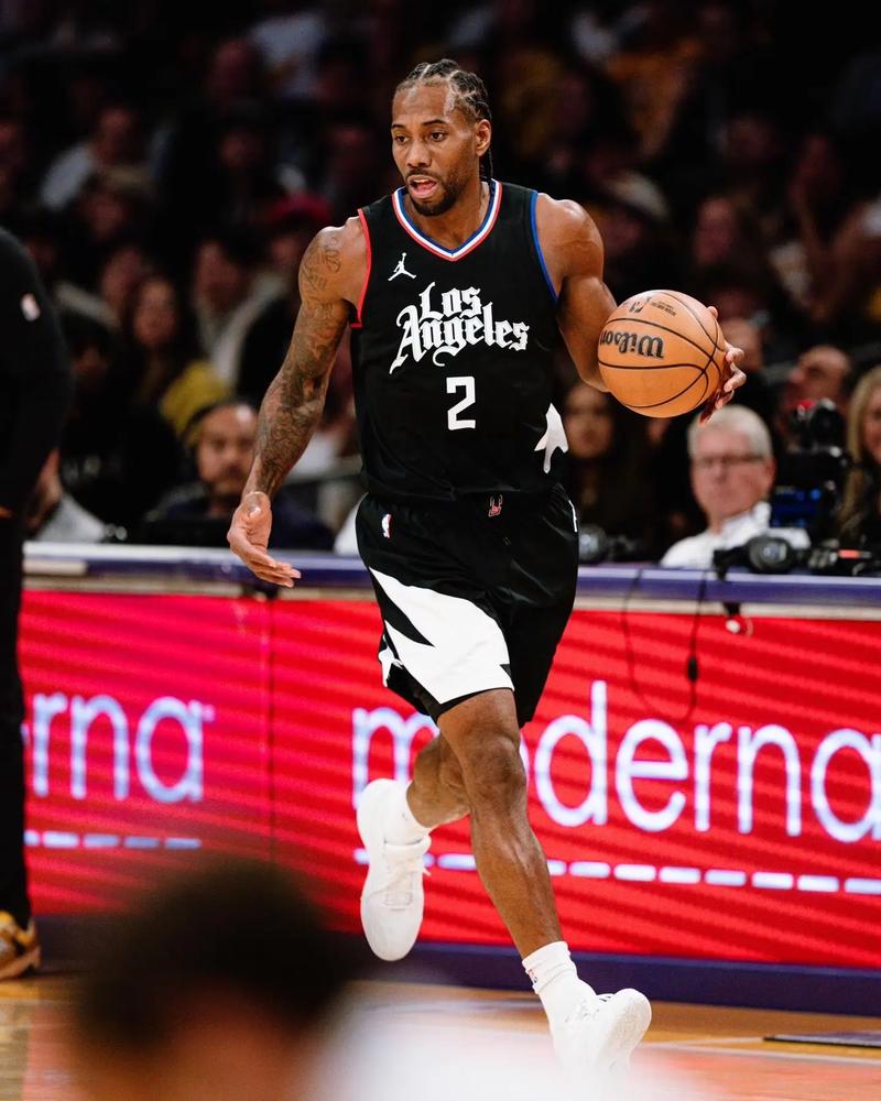 云南vs西海岸：4外援PK5外援，侯永永首发，王晗懿生涯首秀（云南对阵西海岸：4外援战5外援，侯永永首发，王晗懿迎来生涯首秀）