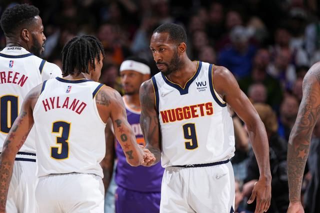 尤尔曼德：我们踢得非常好；弗莱肯的扑救改变了比赛局势（尤尔曼德：我们表现出色，弗莱肯的神扑扭转了战局）