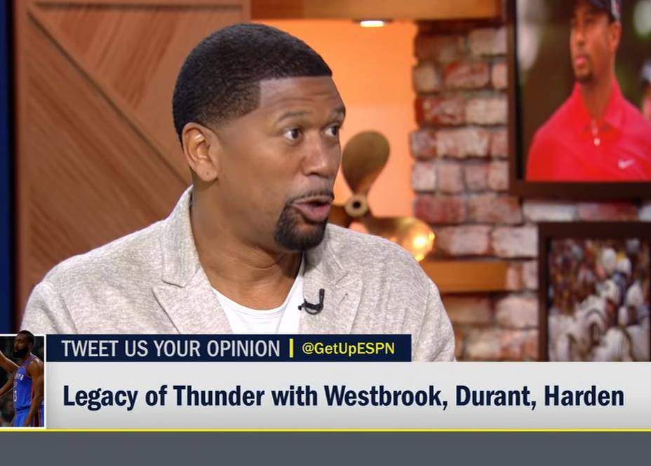 龙塞罗：说阿隆索要下课纯属扯淡，皇马因向欧足联索赔而被整（龙塞罗：阿隆索下课传言纯属无稽，皇马遭整源于向欧足联索赔）